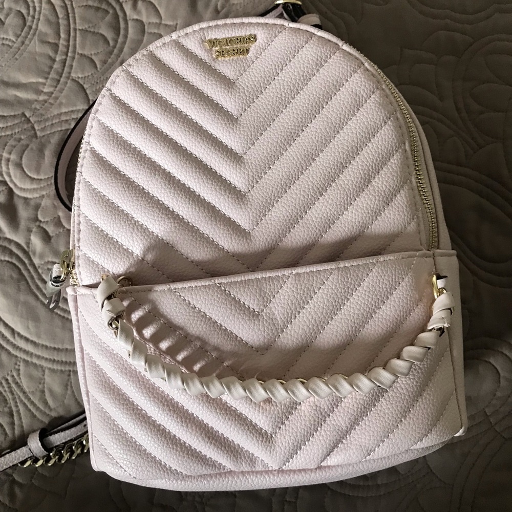 VS glam back pack🌸